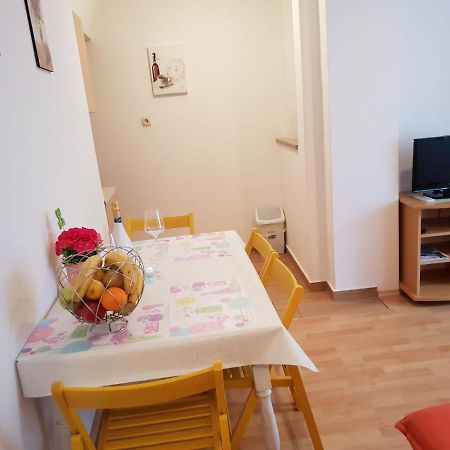 Apartmani Luka 茨里克韦尼察 外观 照片