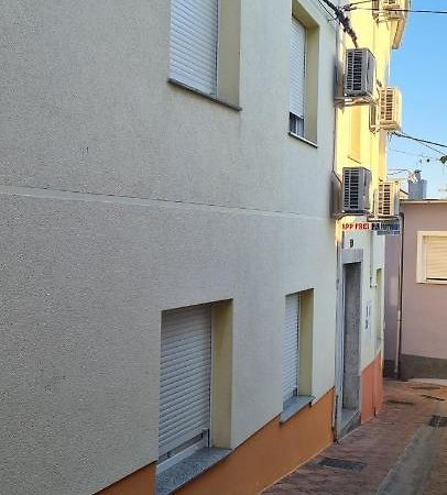 Apartmani Luka 茨里克韦尼察 外观 照片