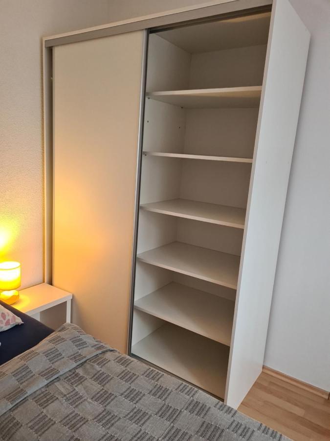 Apartmani Luka 茨里克韦尼察 外观 照片